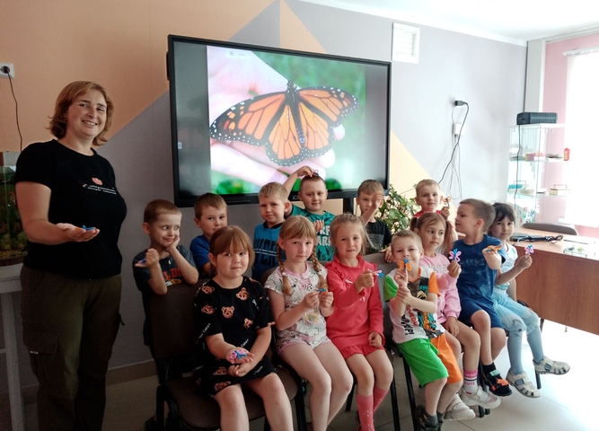 В детском технопарке «Кванториум Сибирь» состоялось тематическое мероприятие посвященное Дню бабочек