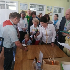 Семья Семена Зайченко представила «Кванториум Сибирь» на I городском семейном фестивале изобретений «КараКУРАЖ»